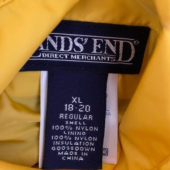 Land's End Reversible Puffer Vest Yellow Navy size X-Large (18-20) women’s - Picture 5 of 5